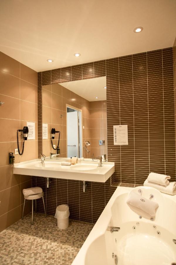 Hotel Le Square Astaffort Zewnętrze zdjęcie